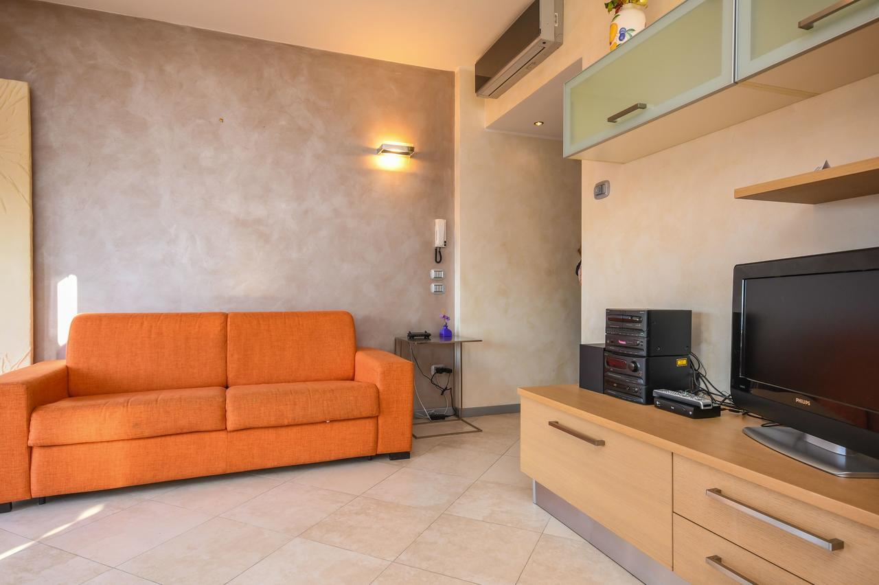 Barcone 1 Apartment Сирмионе Екстериор снимка